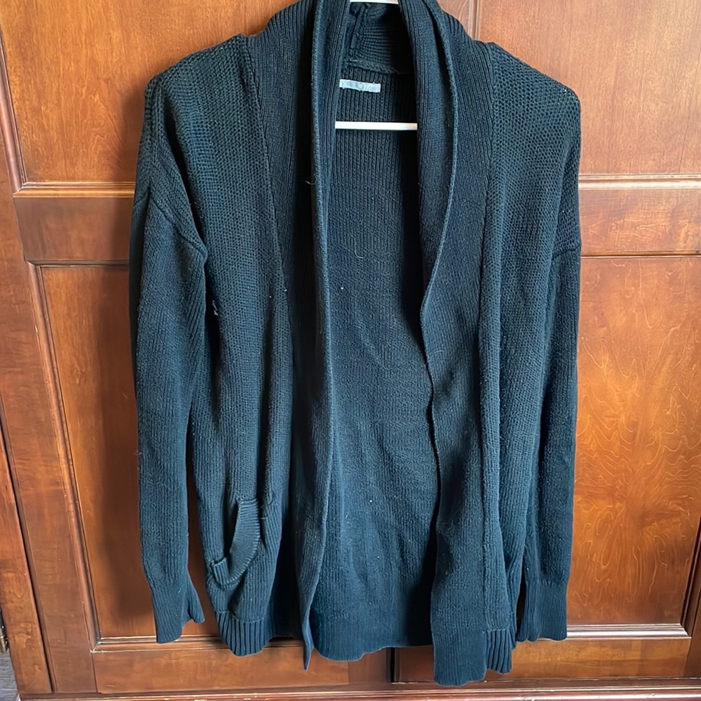Black cardigan. XS